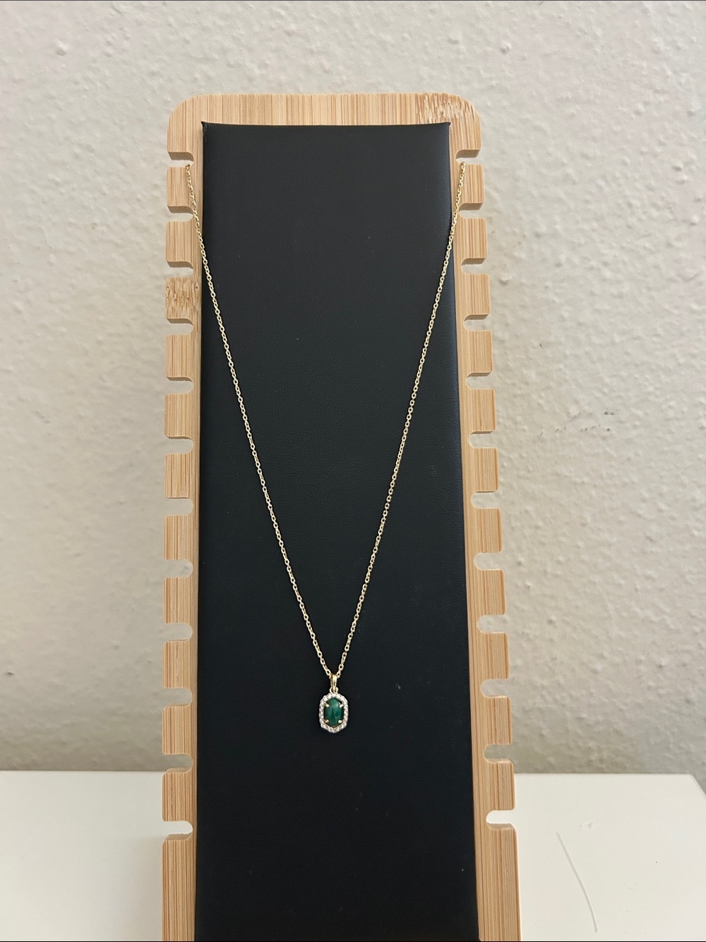 Kendra Scott Gold Necklace with Emerald Green Oval Pendant